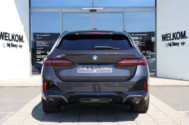 BMW i5 (2026) thumbnail 6