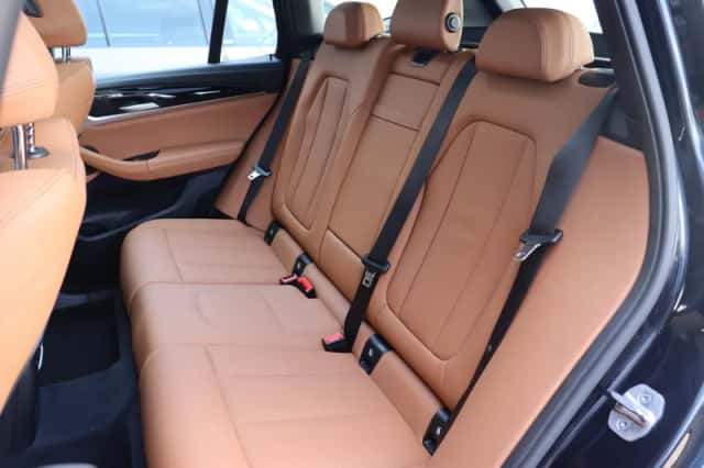 BMW iX3 (2022) thumbnail 6