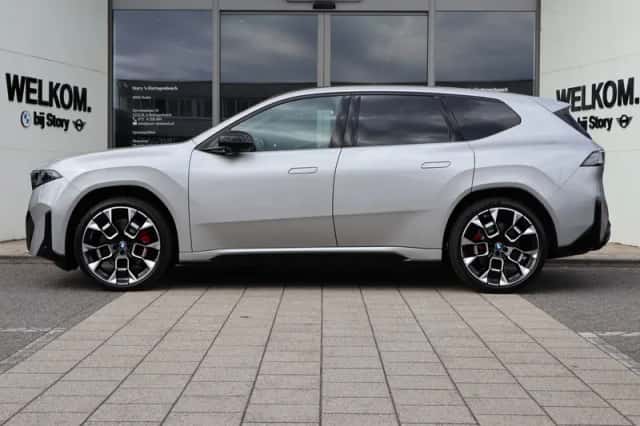 BMW iX3 (2026) thumbnail 3