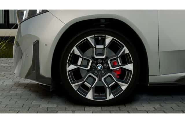 BMW iX3 (2026) thumbnail 6
