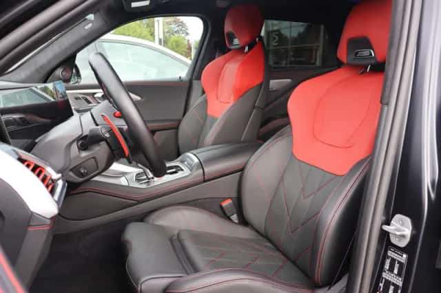 BMW XM (2023) thumbnail 4