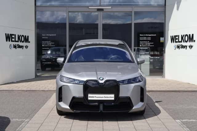 BMW iX (2026) thumbnail 3