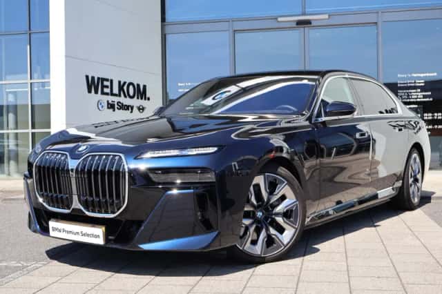 BMW 7-Serie (2025) thumbnail 1