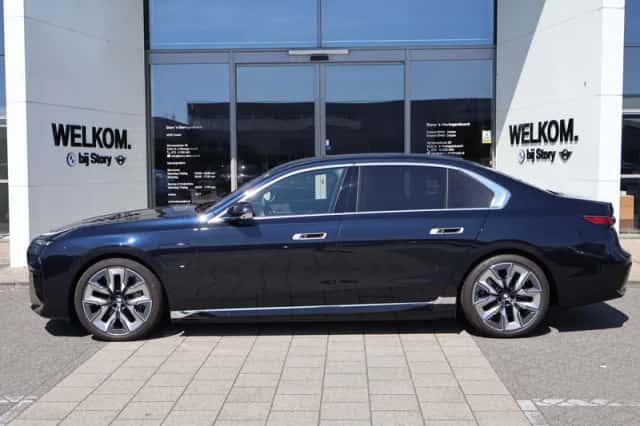 BMW 7-Serie (2025) thumbnail 5