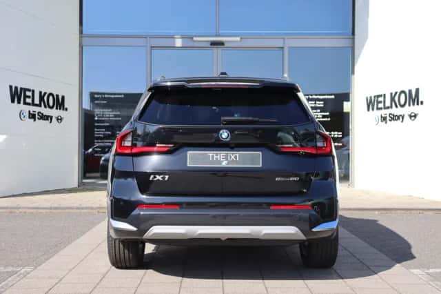 BMW iX1 (2026) thumbnail 4