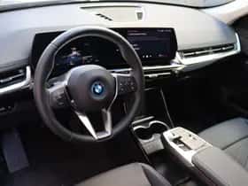 BMW iX1 (2026) thumbnail 9