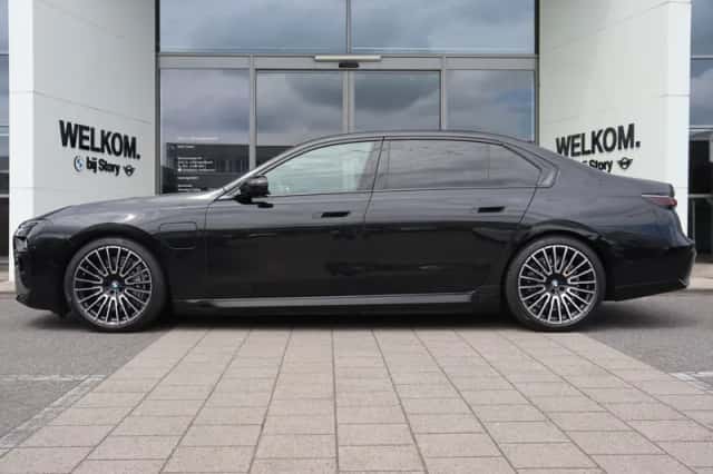 BMW 7-Serie (2026) thumbnail 6