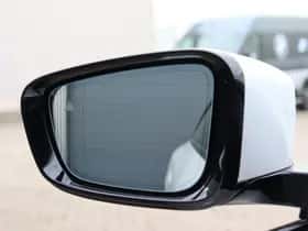 BMW i4 (2026) thumbnail 24