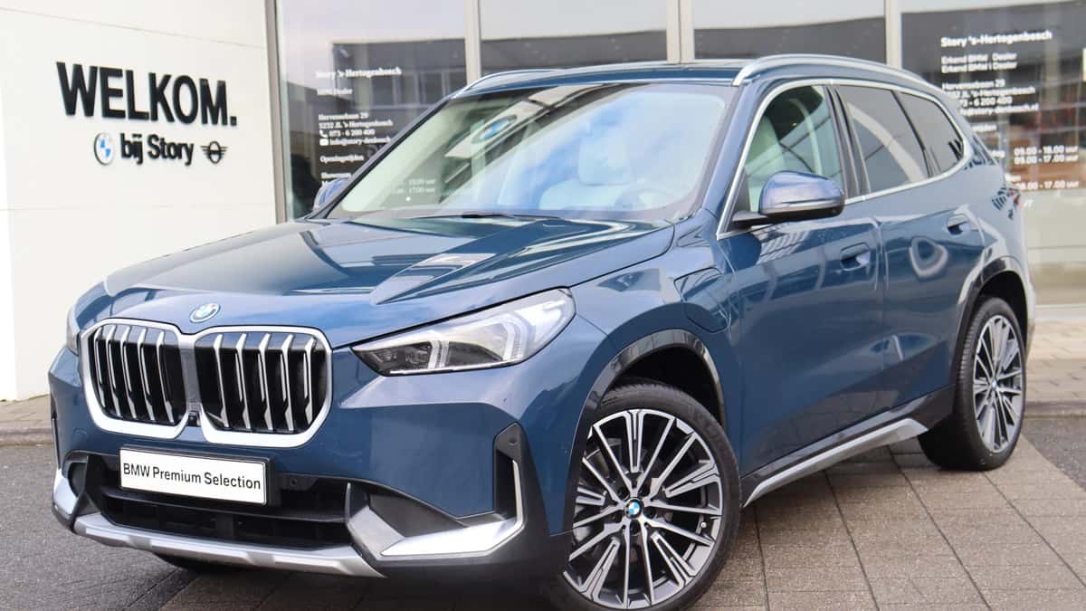 BMW X1 (2026) — foto 1