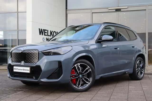 BMW iX1 (2026) thumbnail 1