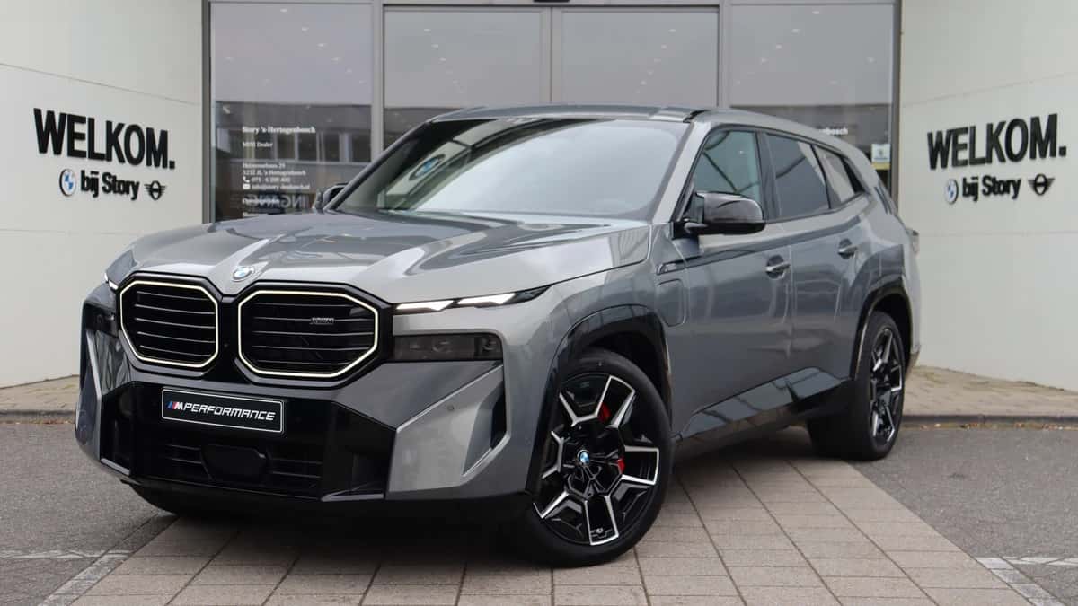 BMW XM (2026) — foto 1