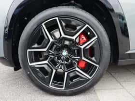 BMW XM (2026) thumbnail 5