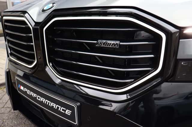 BMW XM (2026) thumbnail 6