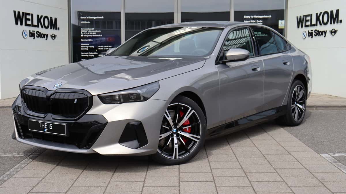 BMW i5 (2026) — foto 1