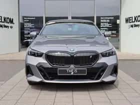 BMW i5 (2026) thumbnail 2