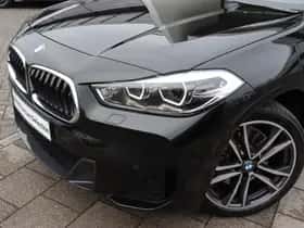 BMW X2 (2021) thumbnail 2