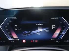 BMW iX (2025) thumbnail 16
