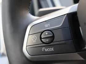 BMW iX (2025) thumbnail 17