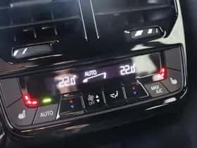 BMW iX (2025) thumbnail 32