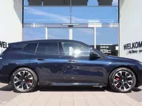 BMW iX (2025) thumbnail 10