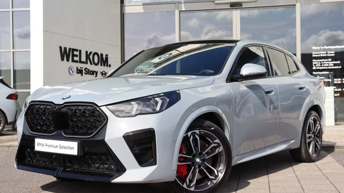 BMW X2 (2025) — foto 1