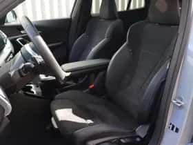 BMW X2 (2025) thumbnail 4