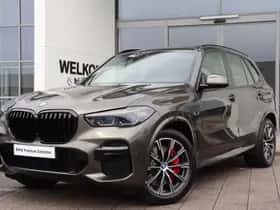 BMW X5 (2023)