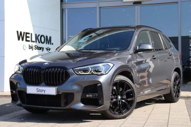 BMW X1 (2021) thumbnail 1