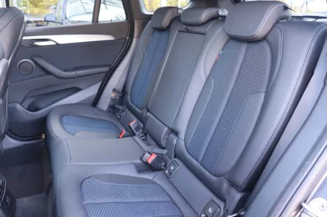 BMW X1 (2021) thumbnail 6