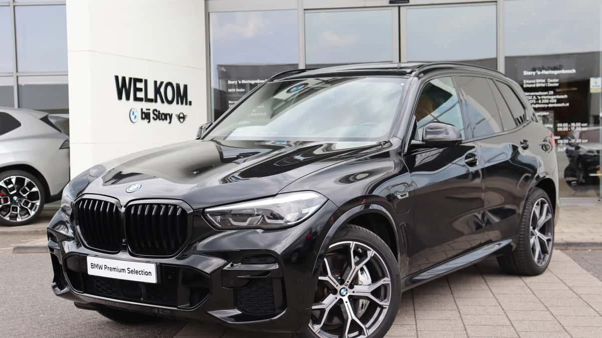 BMW X5 (2023) — foto 1