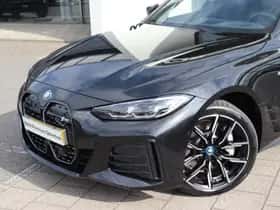 BMW i4 (2024) thumbnail 2