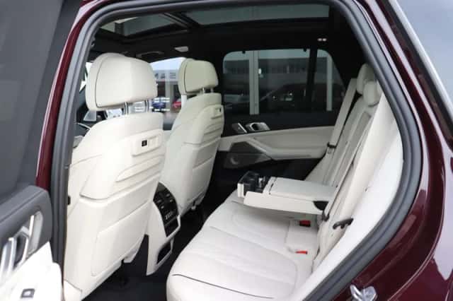 BMW X5 (2022) thumbnail 6