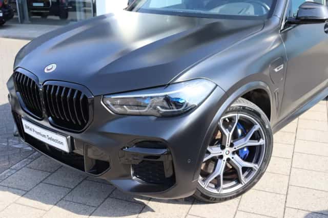 BMW X5 (2023) thumbnail 2