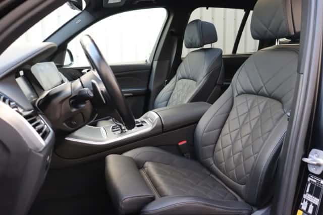 BMW X5 (2023) thumbnail 4