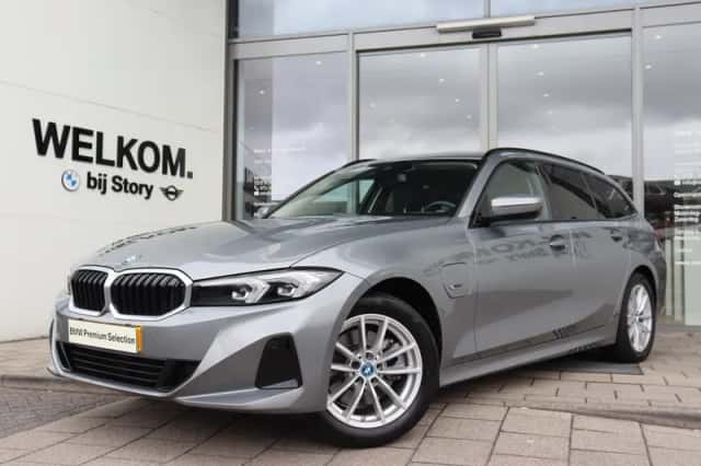 BMW 3-Serie (2023) thumbnail 1