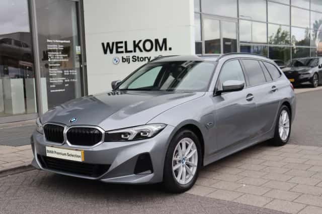 BMW 3-Serie (2023) thumbnail 3