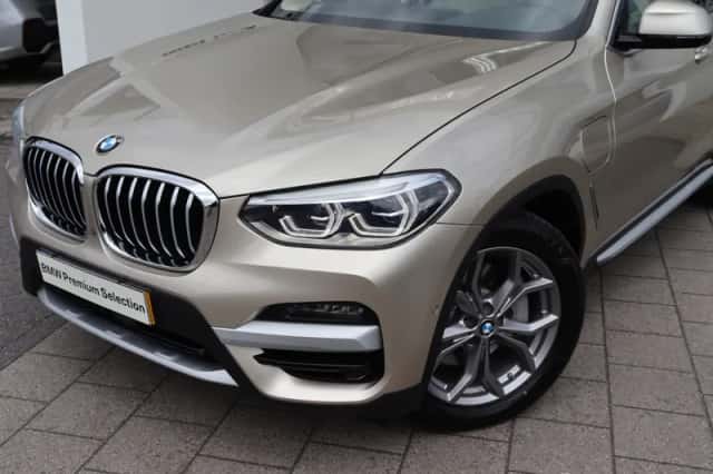 BMW X3 (2020) thumbnail 2