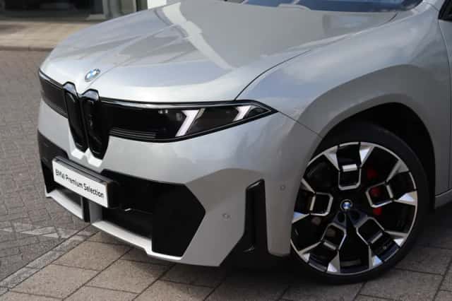 BMW iX3 (2026) thumbnail 2