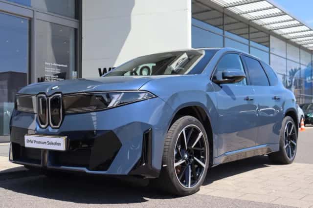 BMW iX3 (2026) thumbnail 5