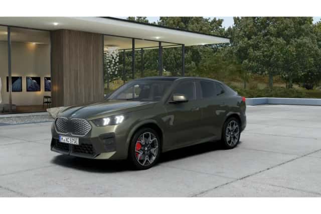 BMW iX2 (2026) thumbnail 1