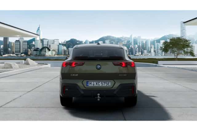 BMW iX2 (2026) thumbnail 4