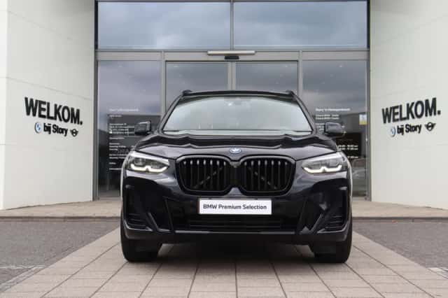 BMW X3 (2024) thumbnail 4