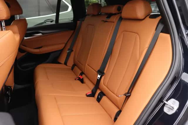 BMW X3 (2024) thumbnail 5