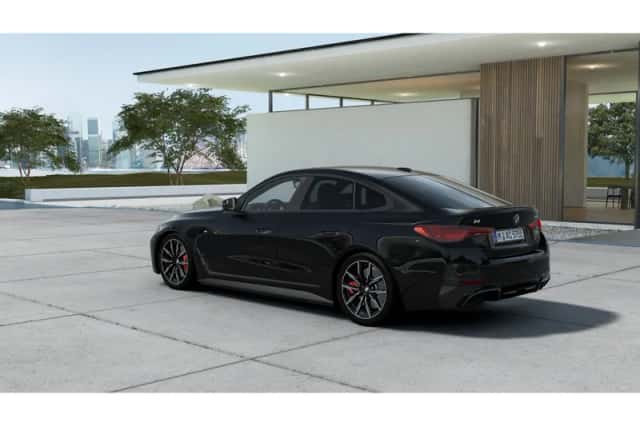 BMW i4 (2026) thumbnail 2