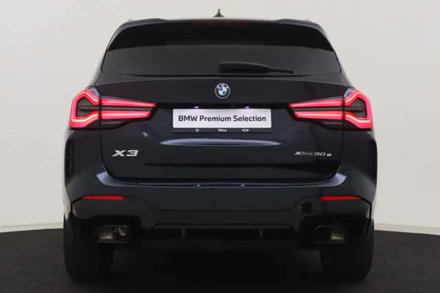 BMW X3 (2024) thumbnail 5