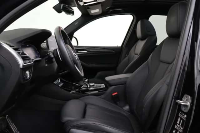 BMW X3 (2024) thumbnail 6