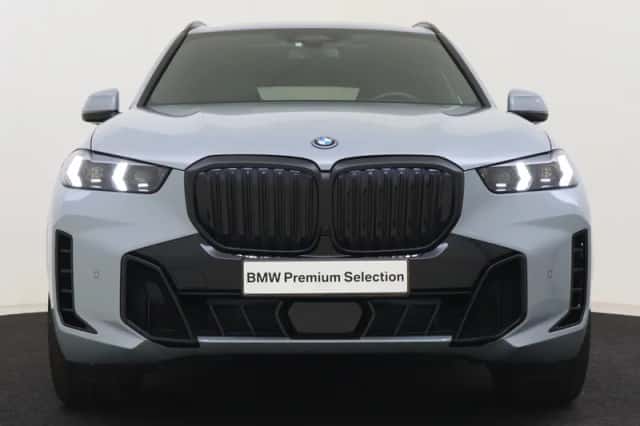 BMW X5 (2023) thumbnail 4