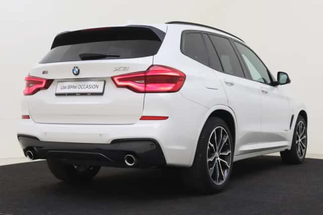 BMW X3 (2018) thumbnail 2