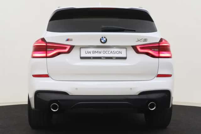 BMW X3 (2018) thumbnail 5