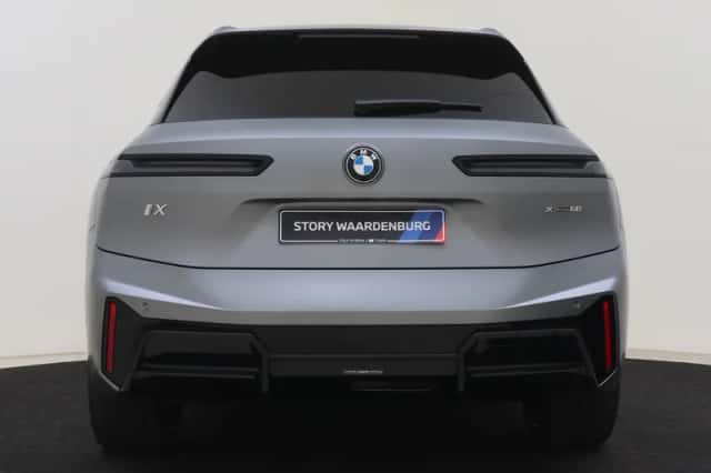 BMW iX (2026) thumbnail 5